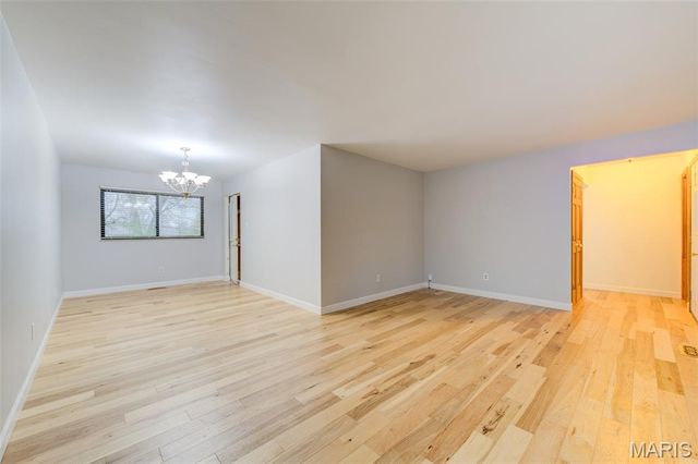 12071 Ameling Road, Maryland Heights, MO 63043