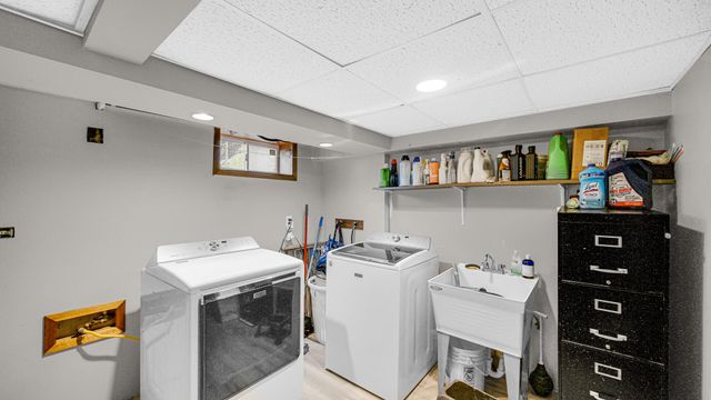 138 N Road, Schererville, IN 46375