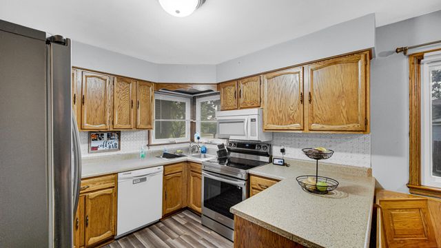 138 N Road, Schererville, IN 46375