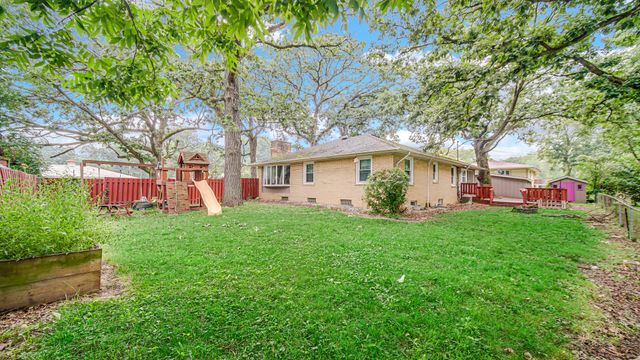 138 N Road, Schererville, IN 46375