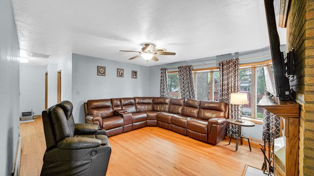 138 N Road, Schererville, IN 46375