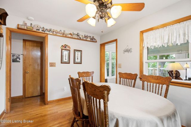 1050 Palatka Rd, Louisville, KY 40214