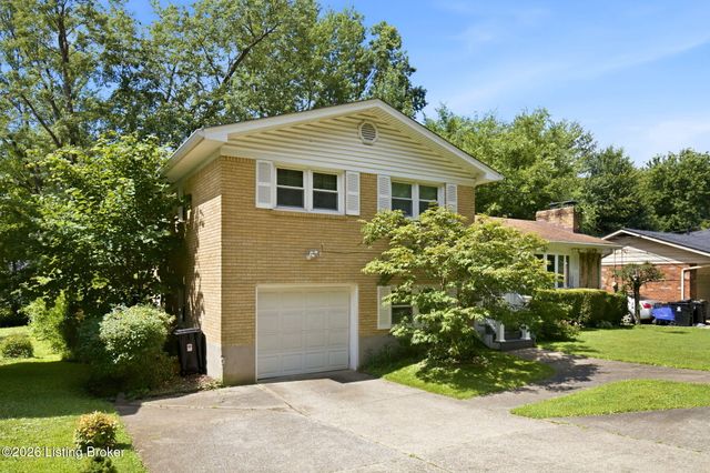 1050 Palatka Rd, Louisville, KY 40214