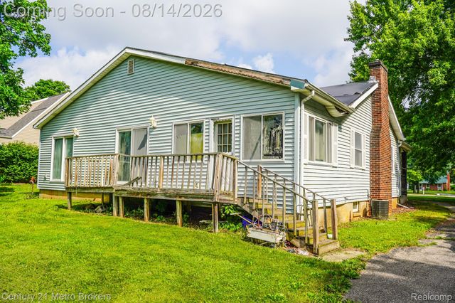 8294 Davison Road, Davison Township, MI 48423