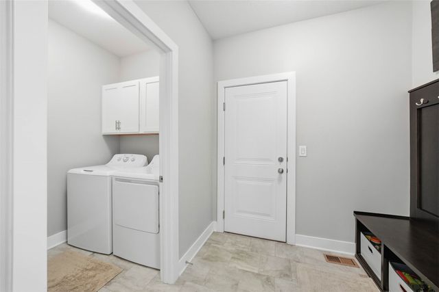 100 NE 14th Court, Grimes, IA 50111