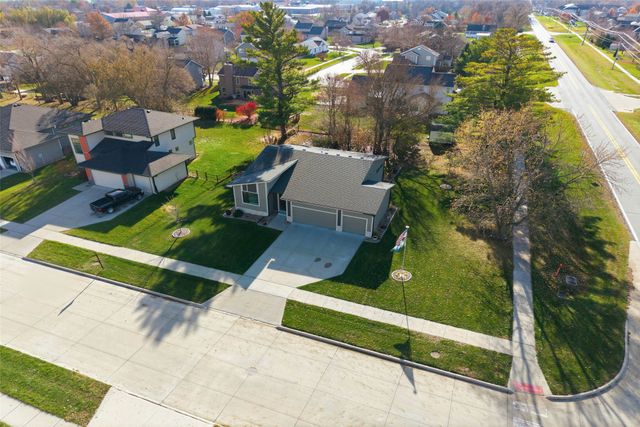 100 NE 14th Court, Grimes, IA 50111