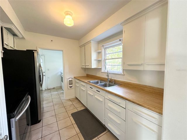 205 E MARKS STREET, Orlando, FL 32803