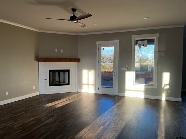 352 Heritage Way, Bullard, TX 75757