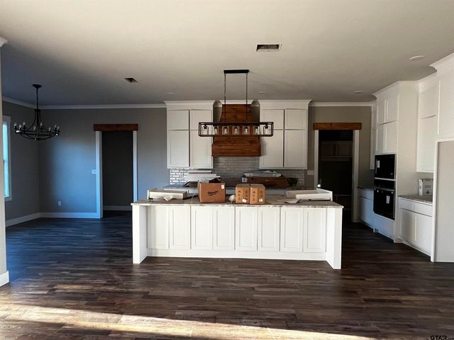 352 Heritage Way, Bullard, TX 75757