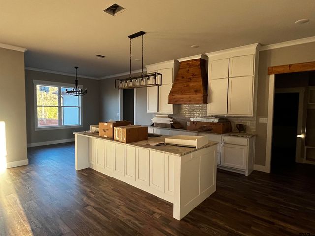 352 Heritage Way, Bullard, TX 75757