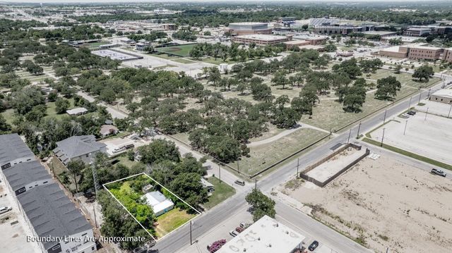 420 S Lillian Street, Stephenville, TX 76401