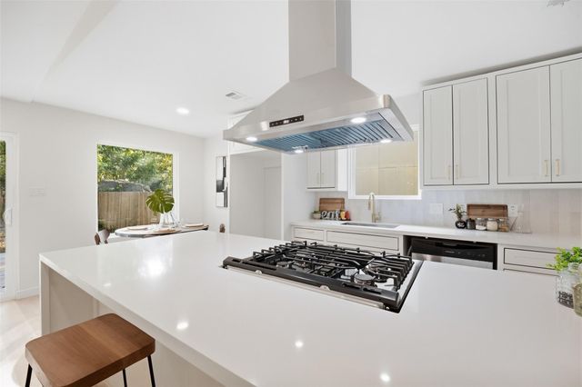7824 Paces Mill LN, Austin, TX 78744