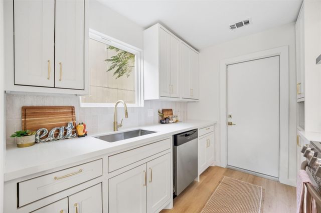 7824 Paces Mill LN, Austin, TX 78744