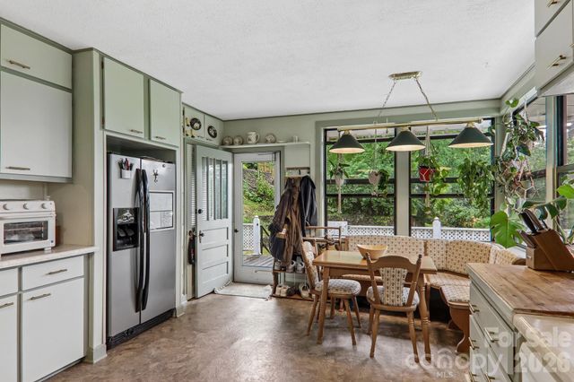1157 S Main Street, Waynesville, NC 28786