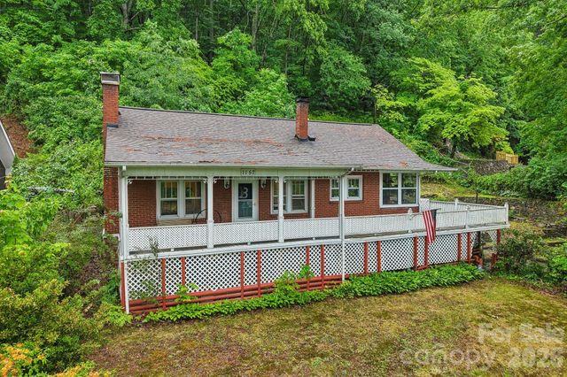 1157 S Main Street, Waynesville, NC 28786