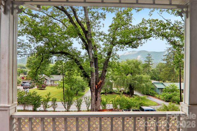 1157 S Main Street, Waynesville, NC 28786
