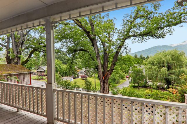 1157 S Main Street, Waynesville, NC 28786