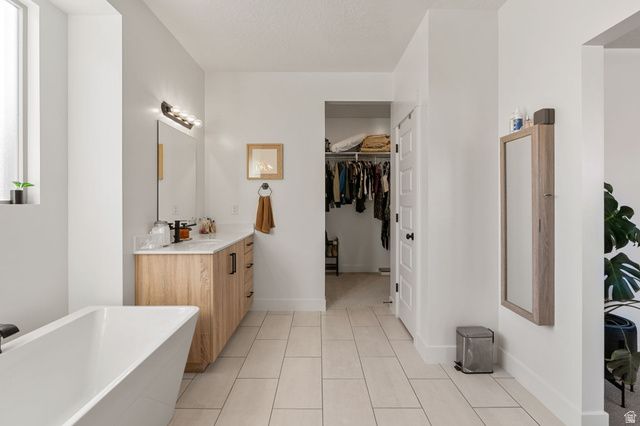 6181 S WHITE BEE CIR, St. George, UT 84790