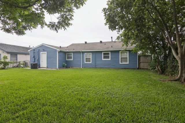 1435 Ogilvie Street, Houston, TX 77017