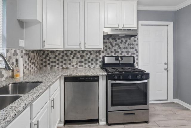 1435 Ogilvie Street, Houston, TX 77017