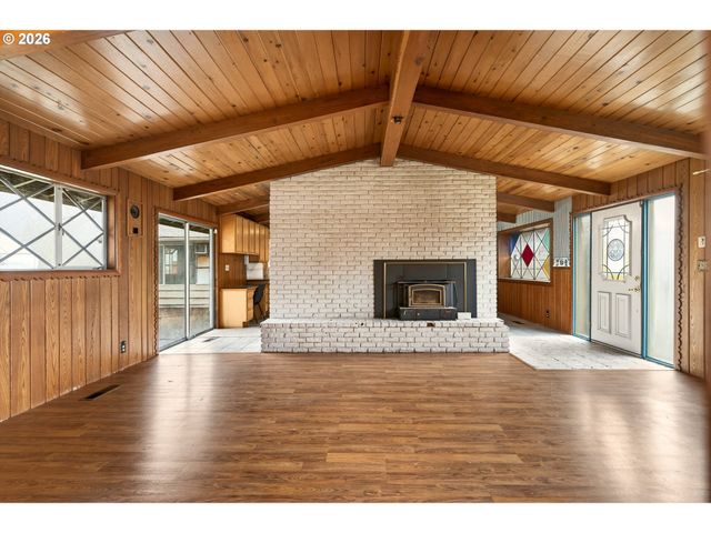 1749 Ne ORCHARD Ave, Mc Minnville, OR 97128