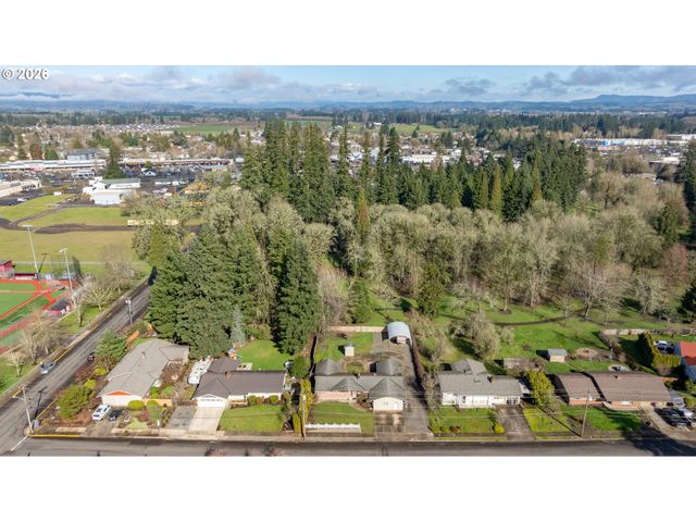 1749 Ne ORCHARD Ave, Mc Minnville, OR 97128