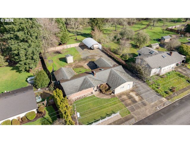 1749 Ne ORCHARD Ave, Mc Minnville, OR 97128
