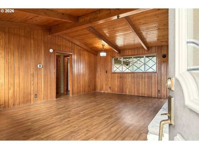 1749 Ne ORCHARD Ave, Mc Minnville, OR 97128