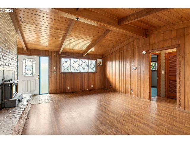 1749 Ne ORCHARD Ave, Mc Minnville, OR 97128