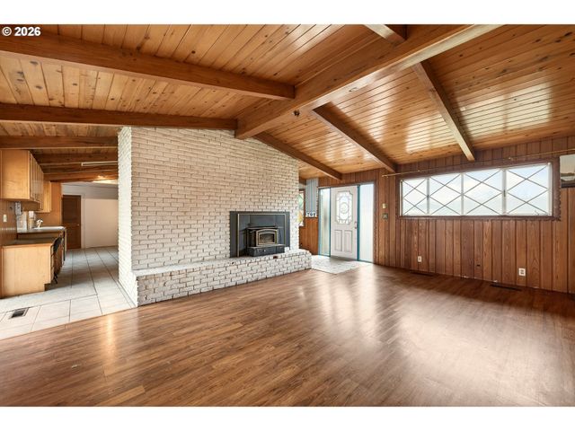 1749 Ne ORCHARD Ave, Mc Minnville, OR 97128