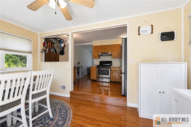 8 Lauretta Drive, East Brunswick, NJ 08816