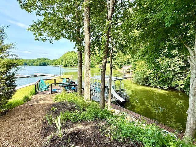 4445 W Pitcher Drive, Trafalgar, IN 46181