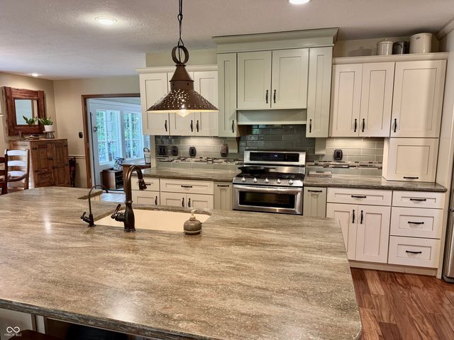 4445 W Pitcher Drive, Trafalgar, IN 46181