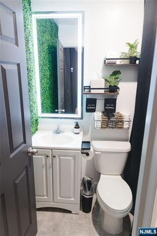 67 S 13th Street, Newark, NJ 07107