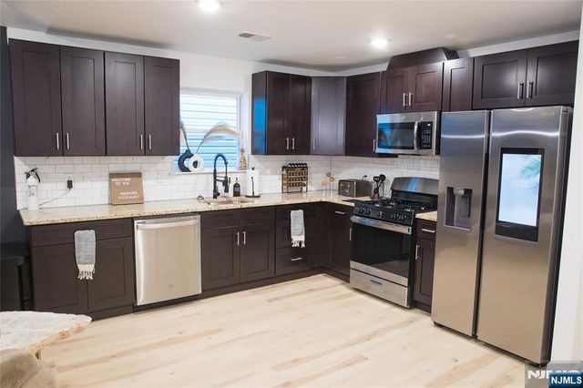 67 S 13th Street, Newark, NJ 07107