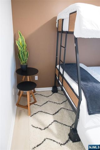 67 S 13th Street, Newark, NJ 07107