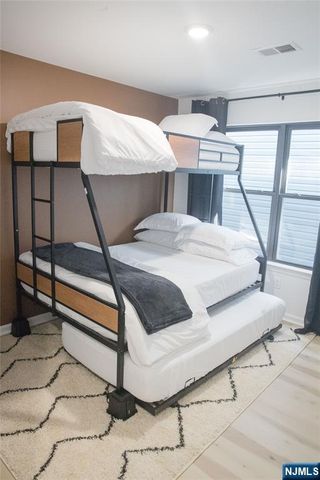 67 S 13th Street, Newark, NJ 07107