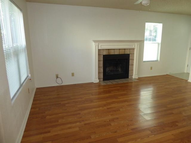 9102 Sanger DR A, Austin, TX 78748