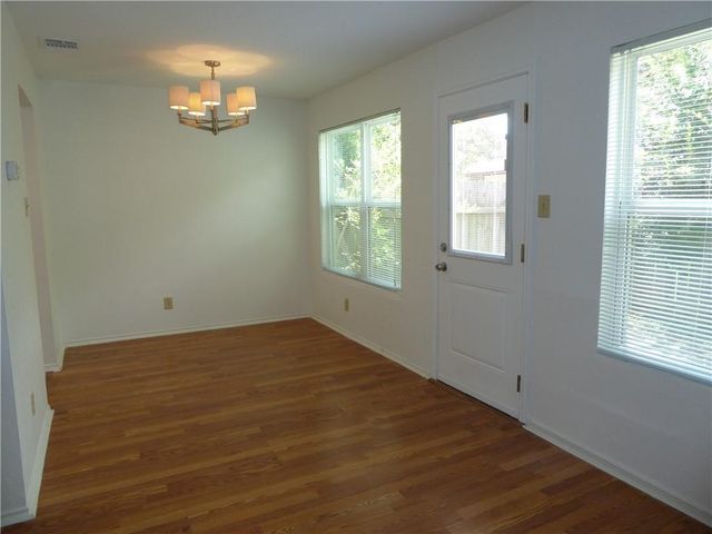 9102 Sanger DR A, Austin, TX 78748