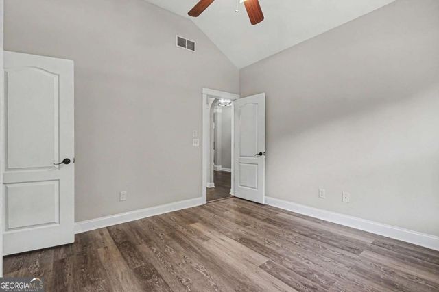 279 Lake Vista Drive, Jefferson, GA 30549