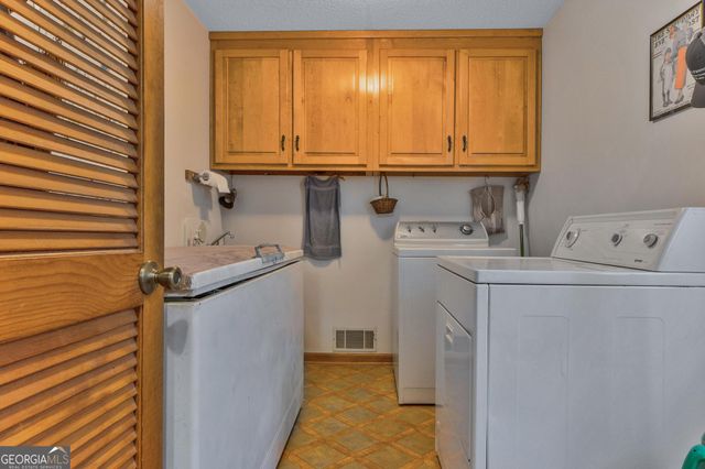 369 Abares Road, Forsyth, GA 31029