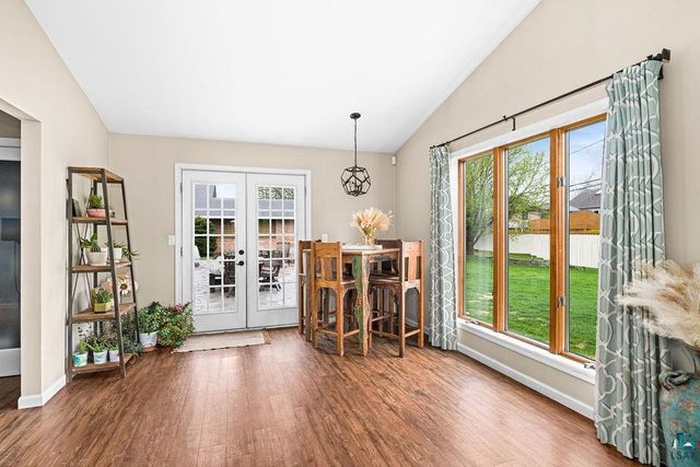 15 Vergennes St, Superior, WI 54880