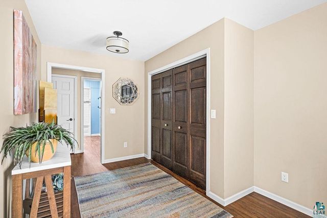 15 Vergennes St, Superior, WI 54880