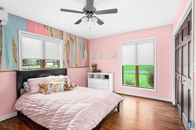 15 Vergennes St, Superior, WI 54880