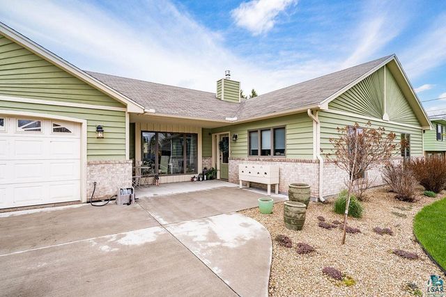 15 Vergennes St, Superior, WI 54880