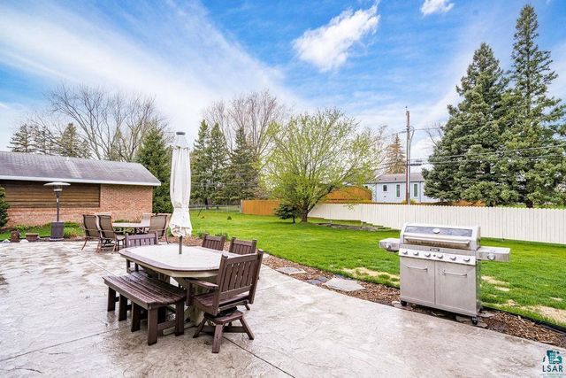 15 Vergennes St, Superior, WI 54880