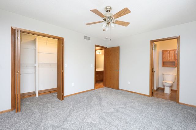 5321 Pommel Place, West Des Moines, IA 50266