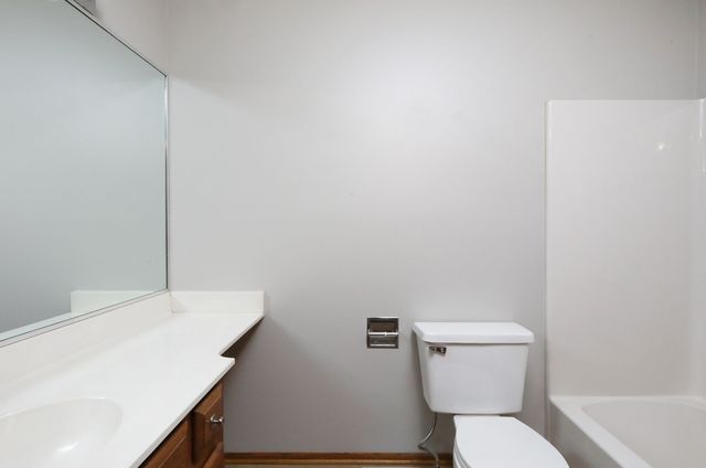 5321 Pommel Place, West Des Moines, IA 50266