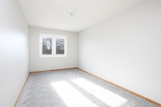 5321 Pommel Place, West Des Moines, IA 50266