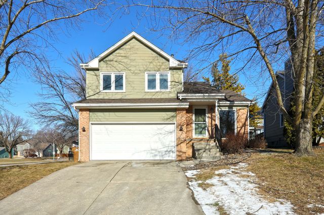 5321 Pommel Place, West Des Moines, IA 50266